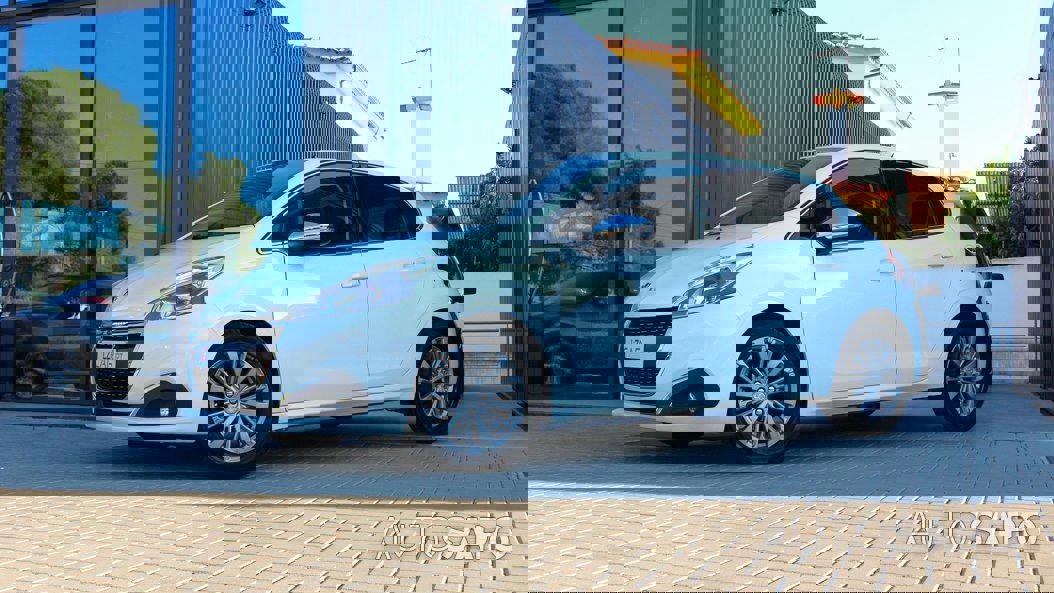Peugeot 208 de 2015