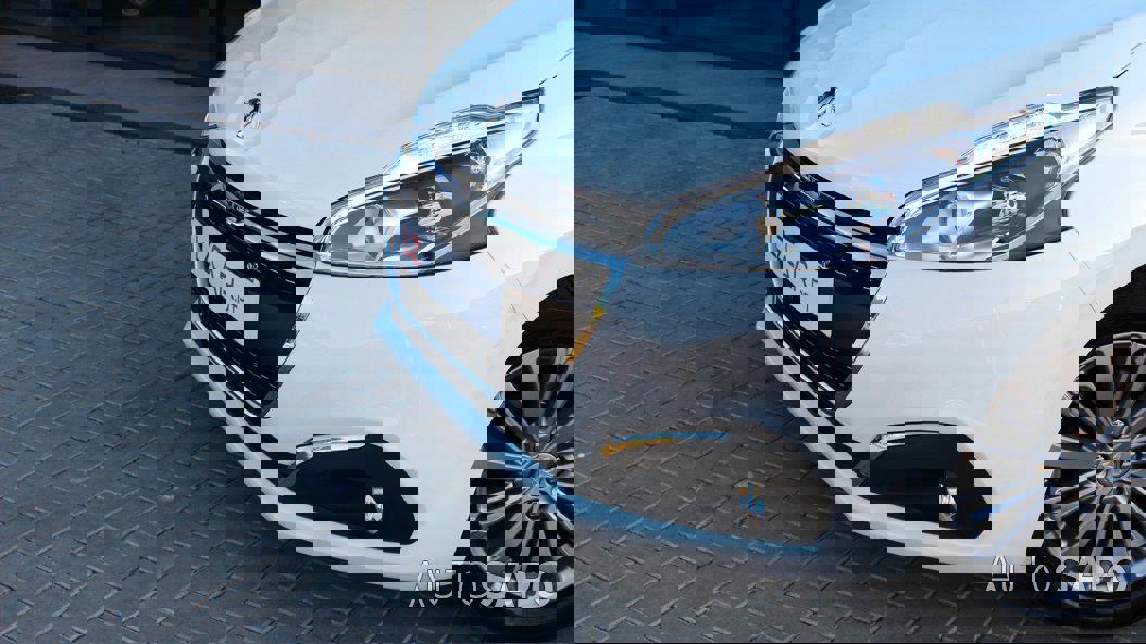 Peugeot 208 de 2015