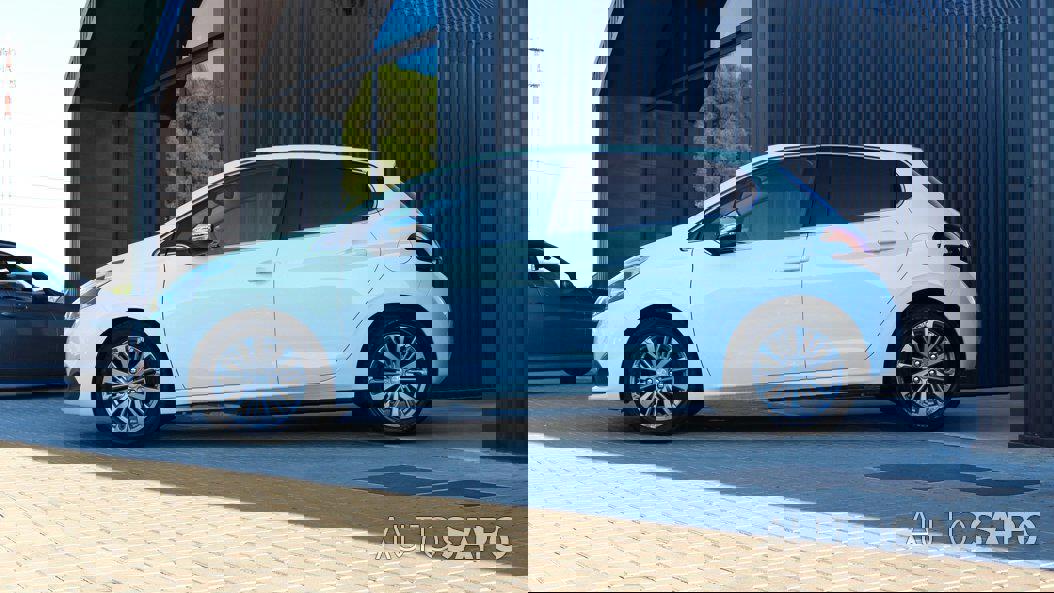 Peugeot 208 de 2015
