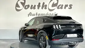 Ford Mustang Mach-E de 2021