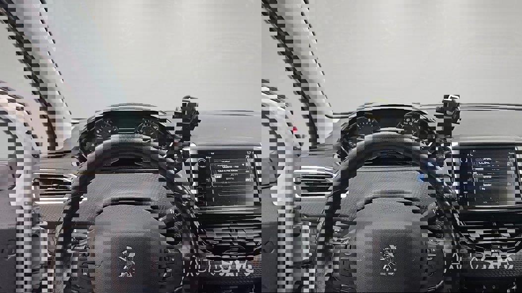 Peugeot 208 de 2016