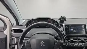 Peugeot 208 de 2016