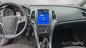 Opel Astra de 2013