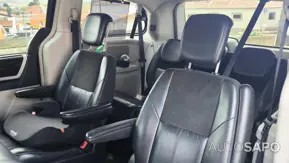 Chrysler Grand Voyager 2.8 CRD ATX Limit. Stow Go DPF de 2011