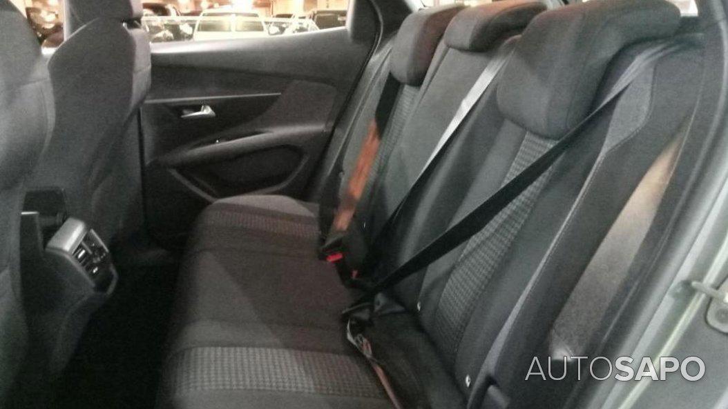 Peugeot 3008 1.5 BlueHDi Active Pack de 2022