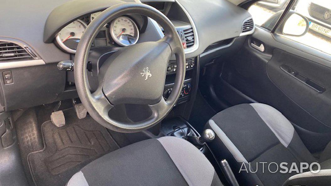 Peugeot 207 1.4 16V Open de 2007