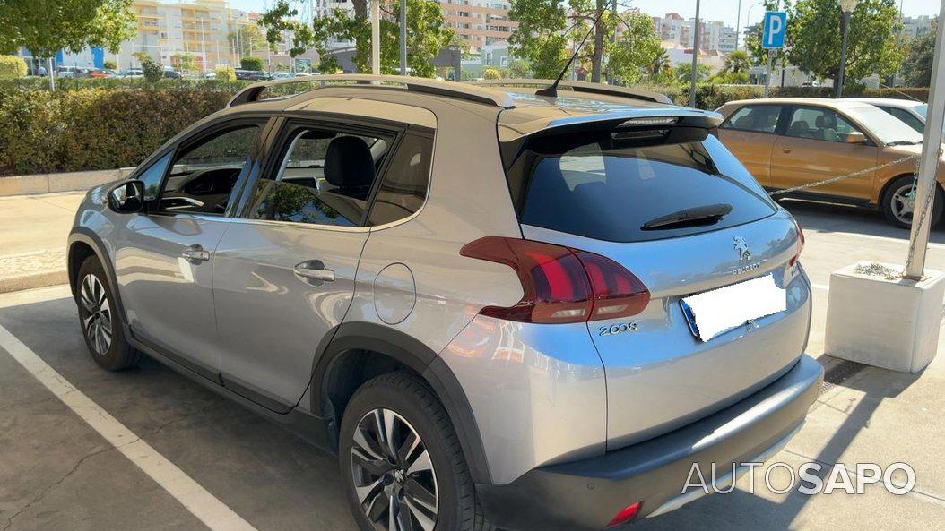 Peugeot 2008 1.2 PureTech Allure EAT6 de 2017