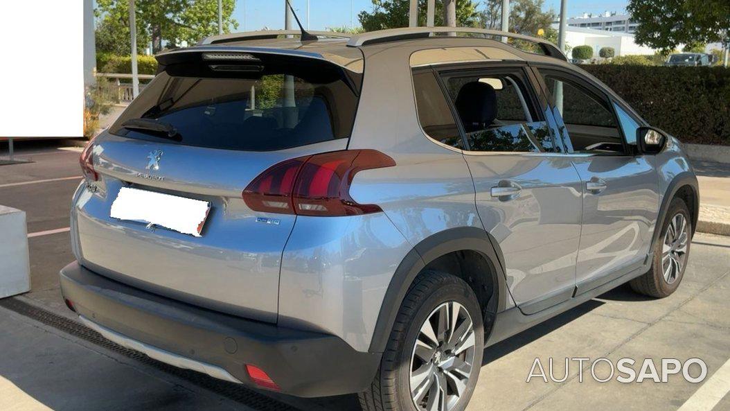 Peugeot 2008 1.2 PureTech Allure EAT6 de 2017