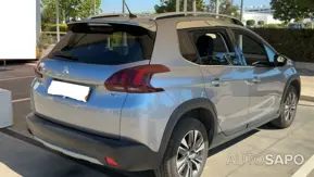 Peugeot 2008 1.2 PureTech Allure EAT6 de 2017