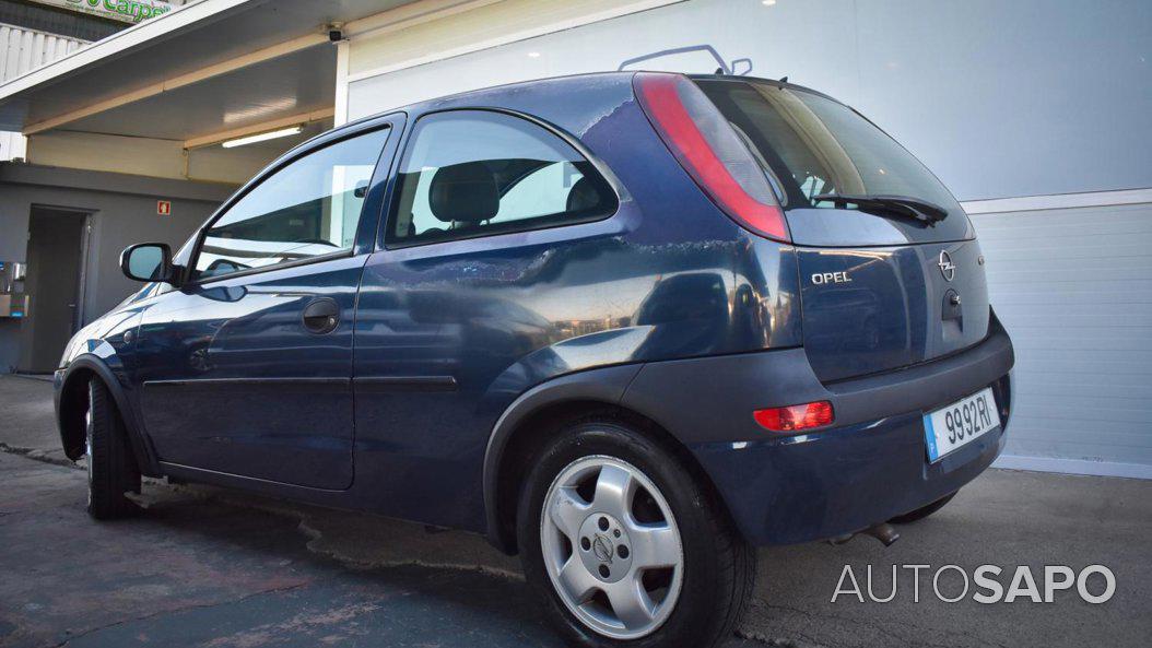 Opel Corsa de 2001
