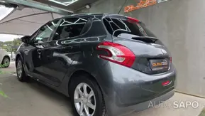 Peugeot 208 de 2012