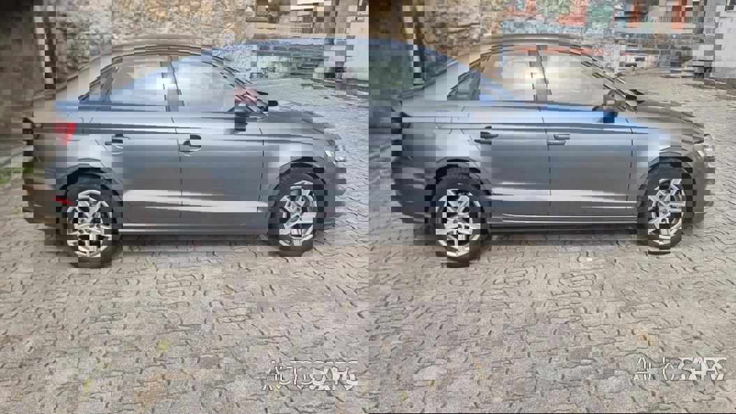 Audi A3 Limousine 1.6 TDI de 2017