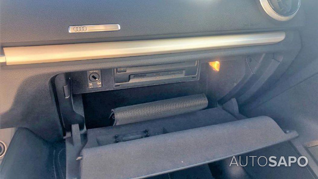 Audi A3 Sportback 1.6 TDi S-line S tronic de 2017