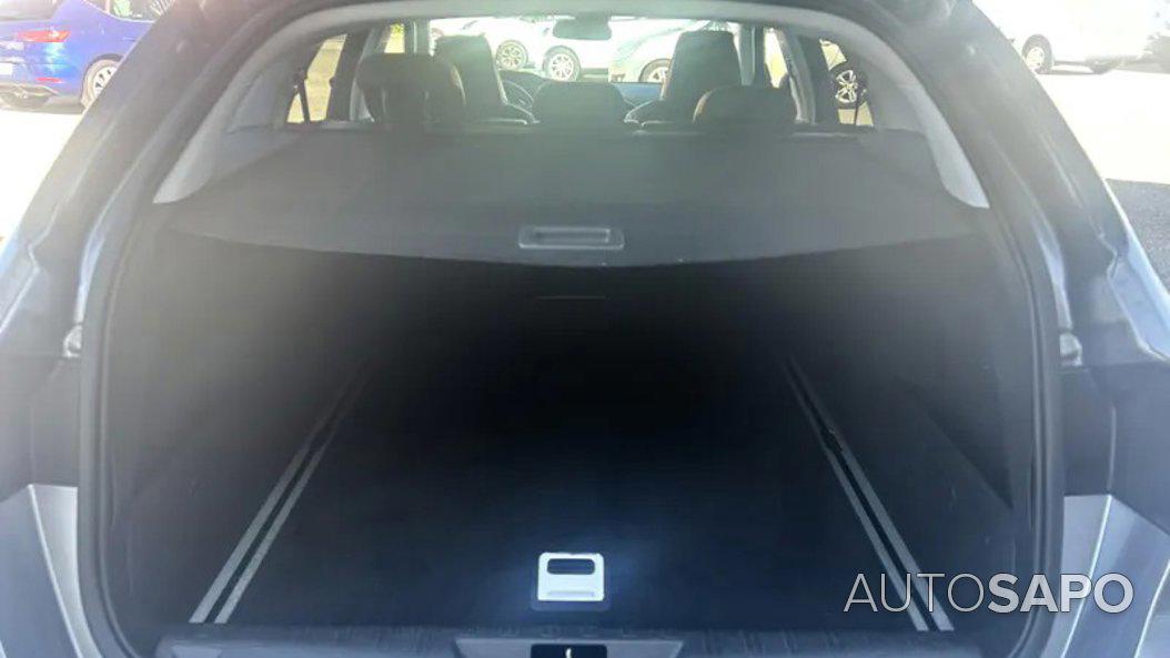 Peugeot 308 1.2 PureTech Allure de 2015