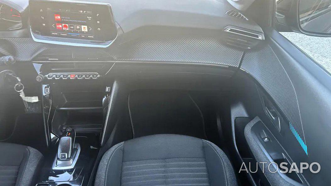 Peugeot 208 1.2 PureTech GT EAT8 de 2022