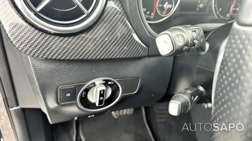 Mercedes-Benz Classe B 180 d AMG Line Aut. de 2018