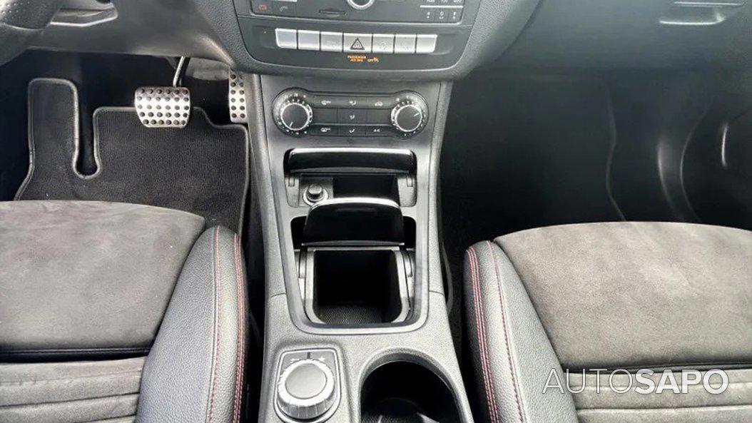 Mercedes-Benz Classe B 180 d AMG Line Aut. de 2018
