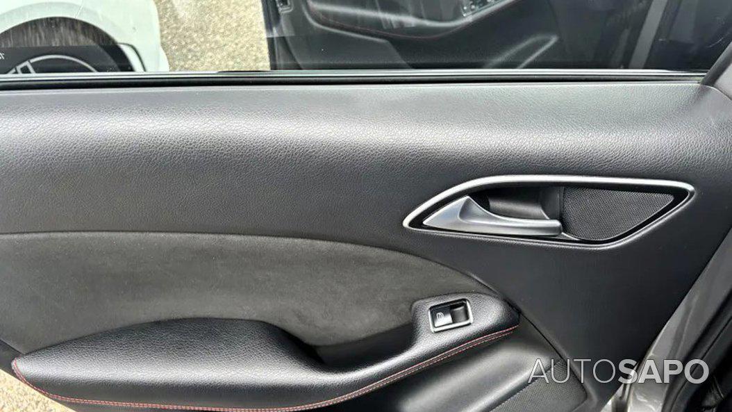 Mercedes-Benz Classe B 180 d AMG Line Aut. de 2018