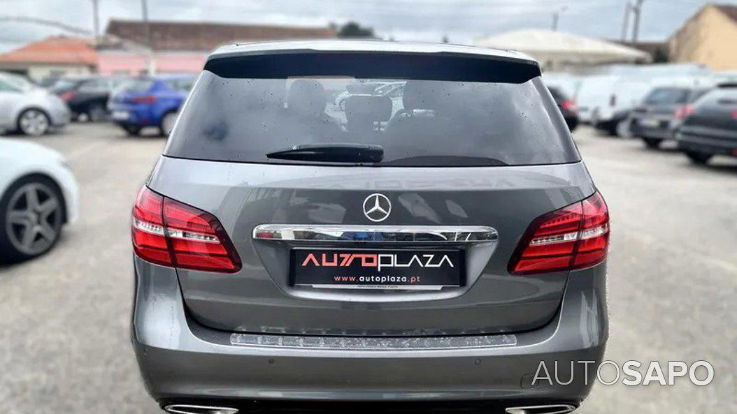 Mercedes-Benz Classe B 180 d AMG Line Aut. de 2018
