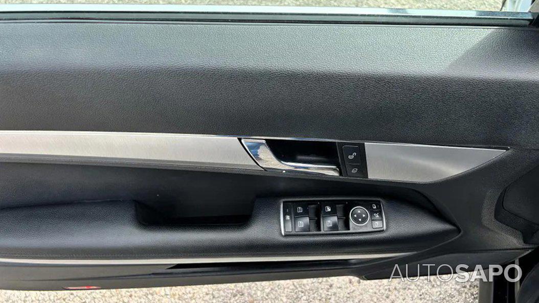 Mercedes-Benz Classe E 250 CDi Avantgarde BlueEfficiency de 2011