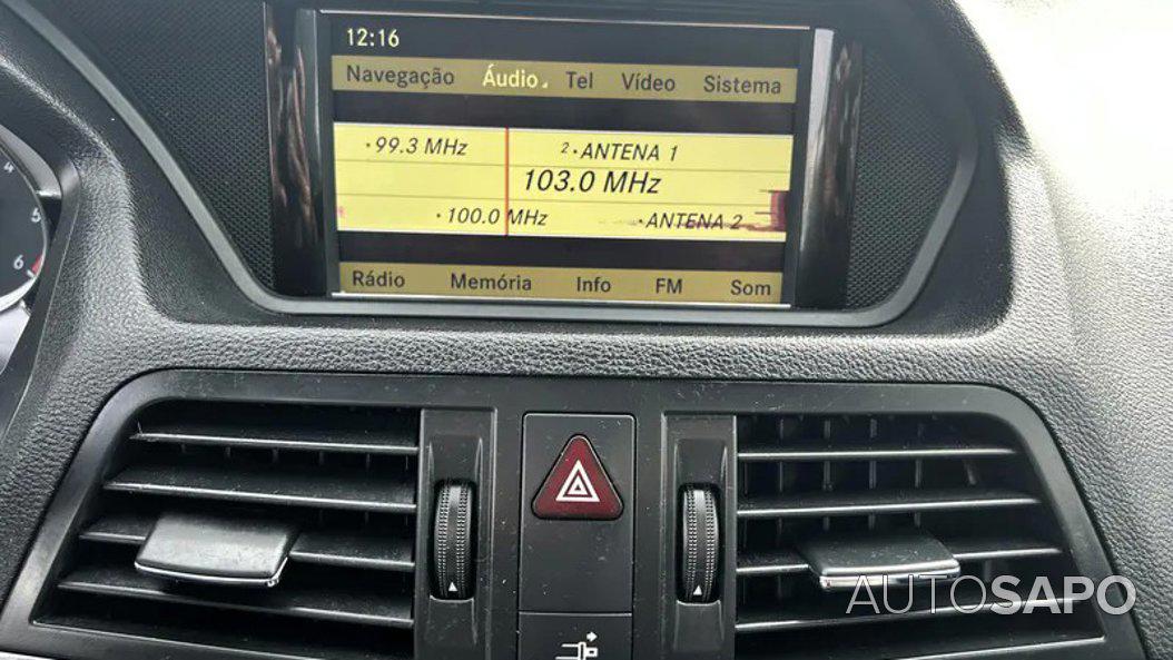 Mercedes-Benz Classe E 250 CDi Avantgarde BlueEfficiency de 2011