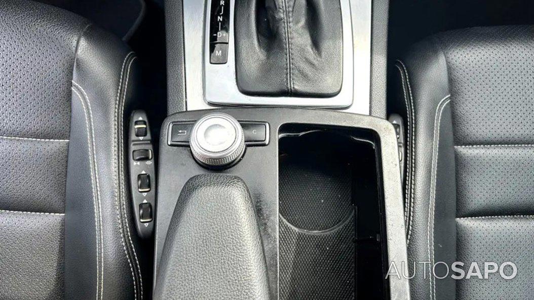 Mercedes-Benz Classe E 250 CDi Avantgarde BlueEfficiency de 2011