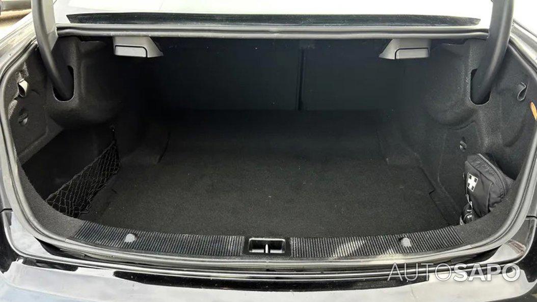 Mercedes-Benz Classe E 250 CDi Avantgarde BlueEfficiency de 2011