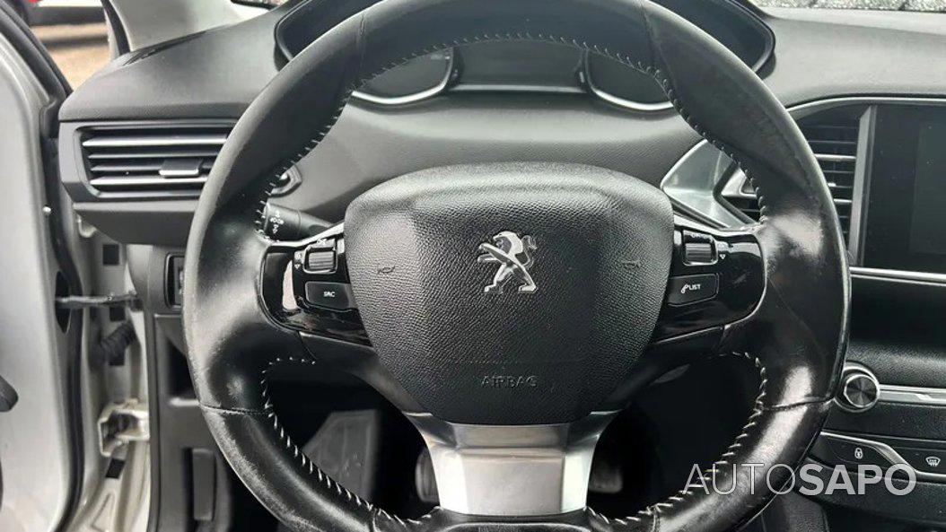 Peugeot 308 1.6 BlueHDi Active de 2015