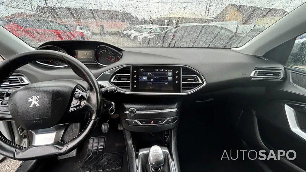 Peugeot 308 1.6 BlueHDi Active de 2015