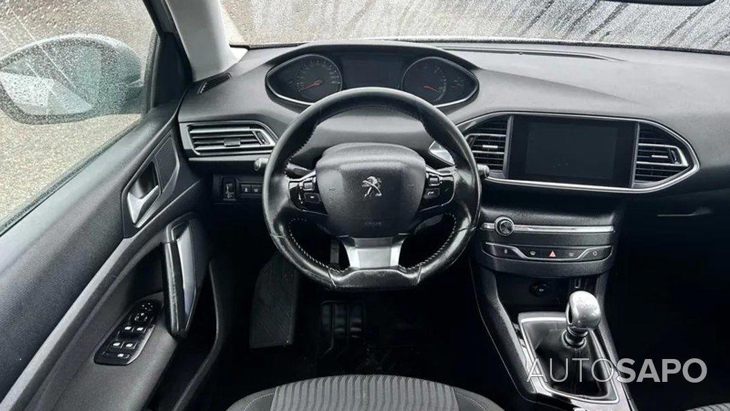 Peugeot 308 1.6 BlueHDi Active de 2015