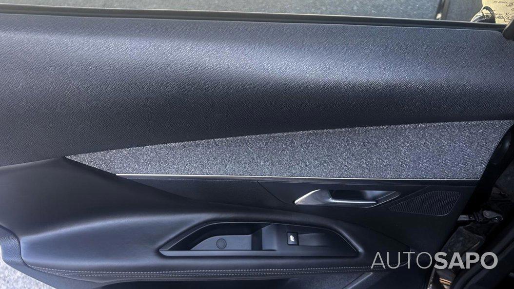 Peugeot 3008 1.5 BlueHDi Allure EAT8 de 2018