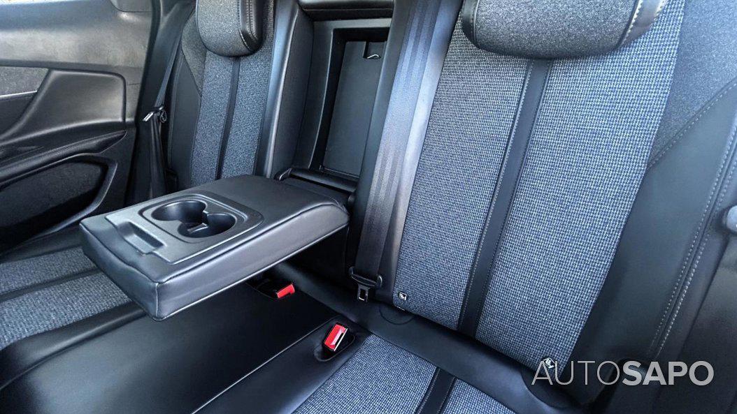Peugeot 3008 1.5 BlueHDi Allure EAT8 de 2018
