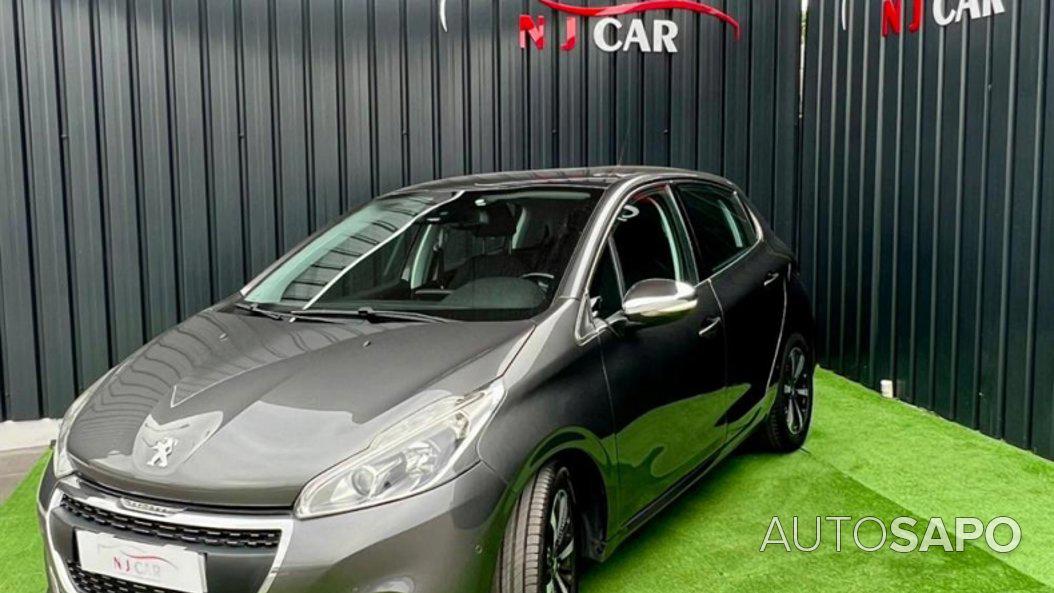 Peugeot 208 1.2 PureTech Allure Pack EAT8 de 2019
