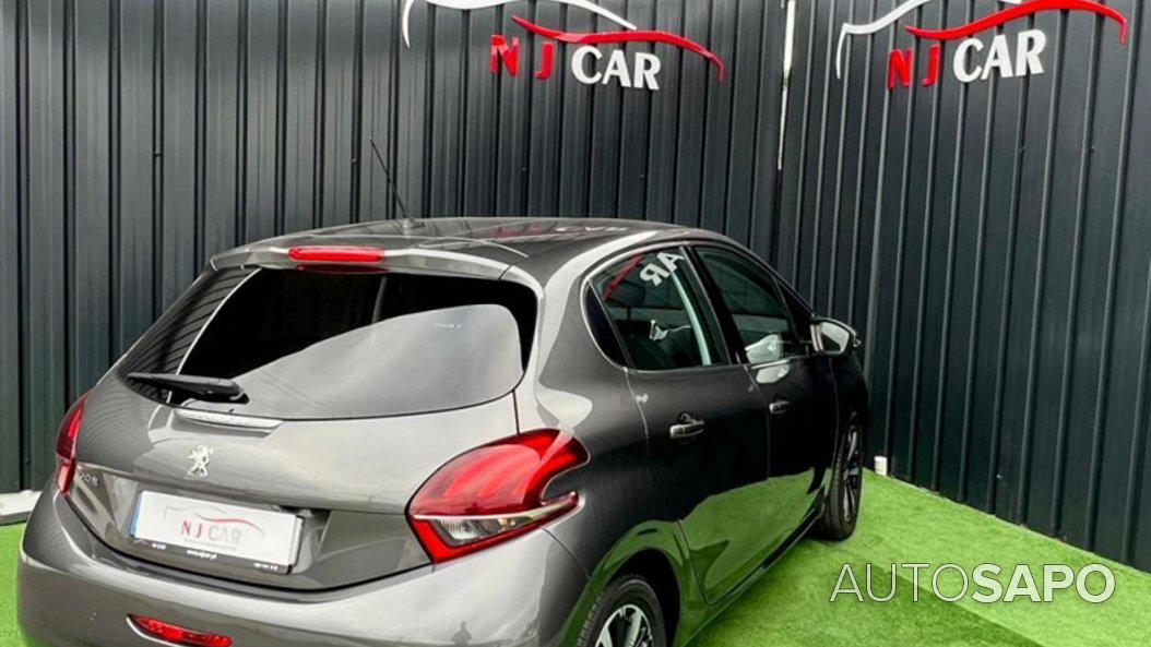 Peugeot 208 1.2 PureTech Allure Pack EAT8 de 2019