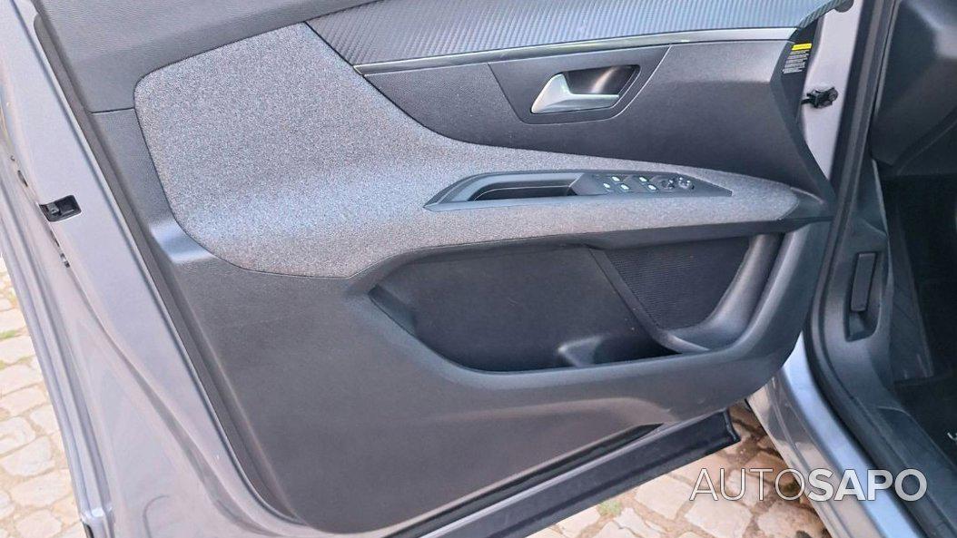 Peugeot 3008 1.5 BlueHDi Allure de 2019