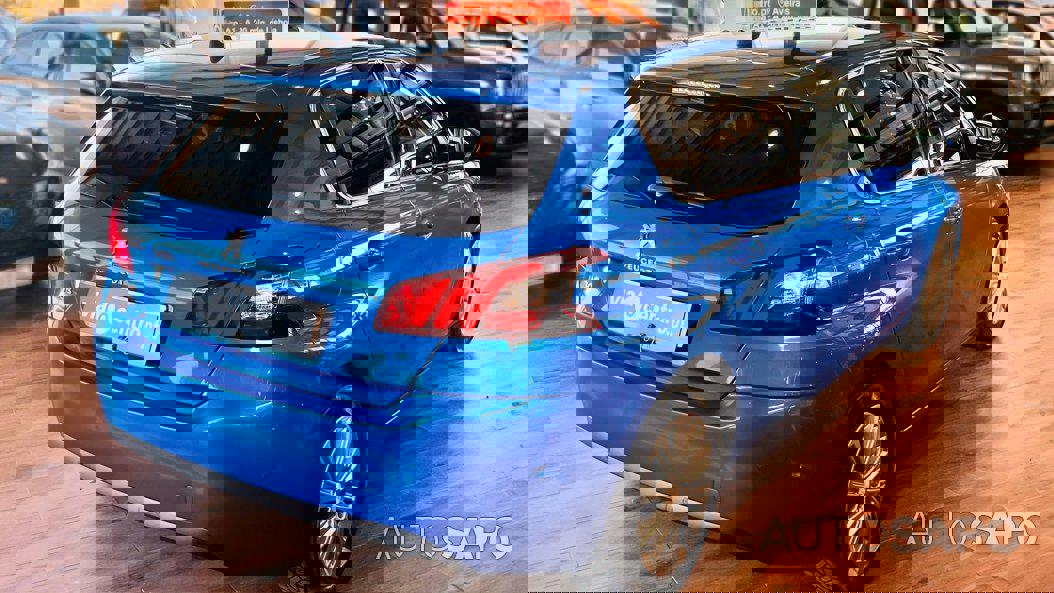 Peugeot 308 1.2 PureTech Allure Pack EAT8 de 2021