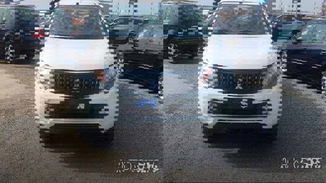 Mitsubishi L200 Strakar de 2016