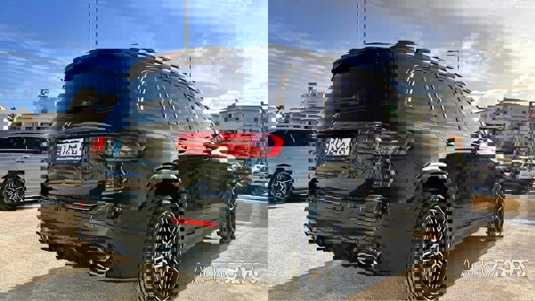 Mercedes-Benz Classe GLB de 2025