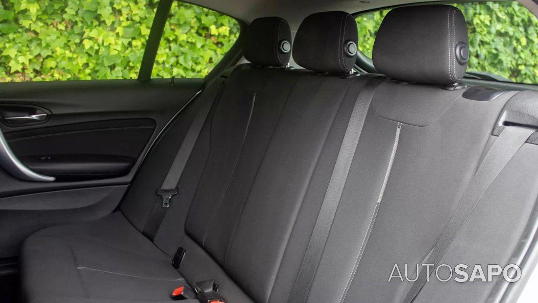 BMW Série 1 116 d EfficientDynamics Line Sport de 2013