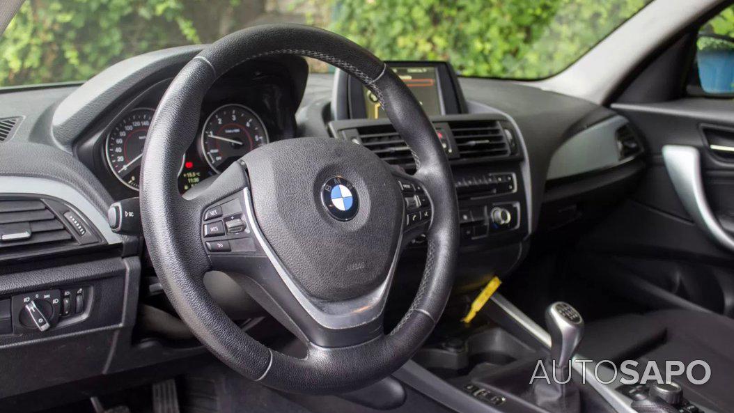 BMW Série 1 116 d EfficientDynamics Line Sport de 2013