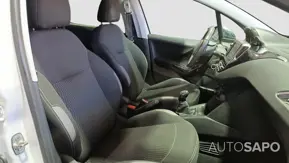 Peugeot 208 1.2 PureTech Allure de 2018