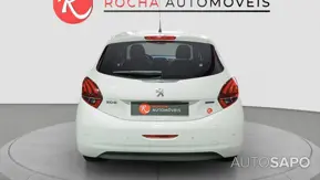 Peugeot 208 1.2 PureTech Allure de 2018