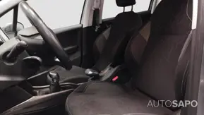 Peugeot 2008 1.2 PureTech Style de 2017
