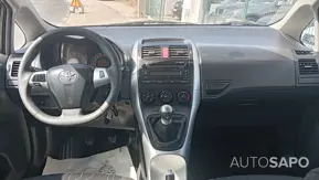 Toyota Auris 1.33 VVT-i AC de 2010