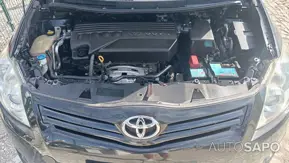 Toyota Auris 1.33 VVT-i AC de 2010