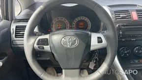 Toyota Auris 1.33 VVT-i AC de 2010