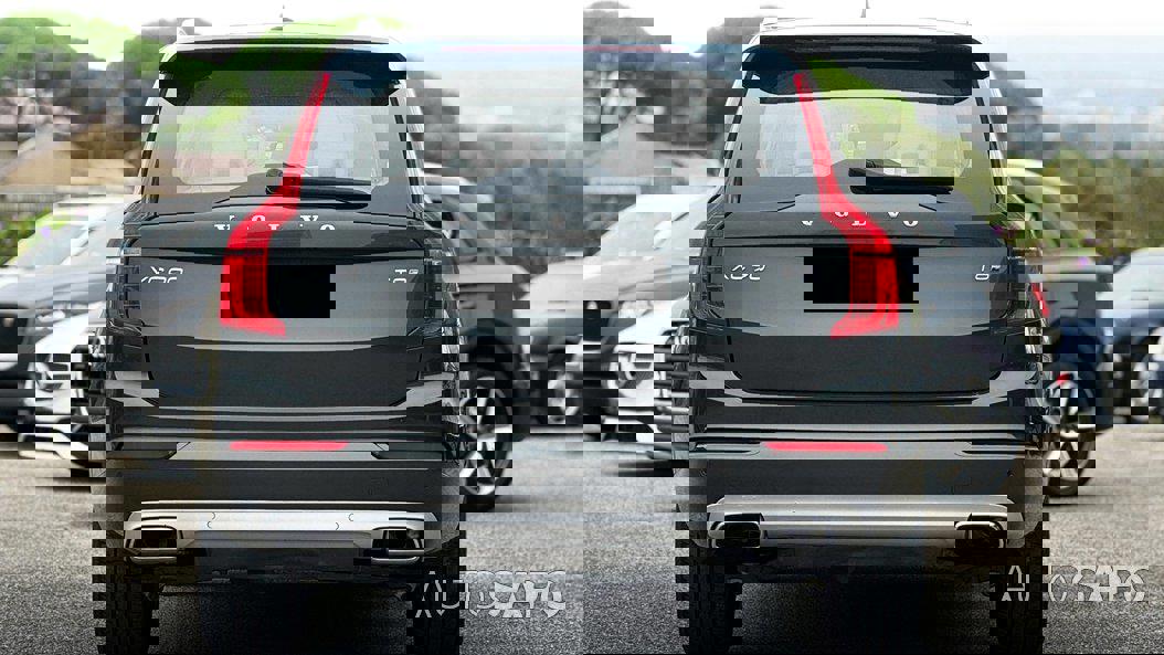 Volvo XC90 2.0 T8 PHEV Momentum AWD de 2019