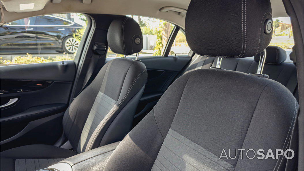 Mercedes-Benz Classe C 180 AMG Line Aut. de 2015