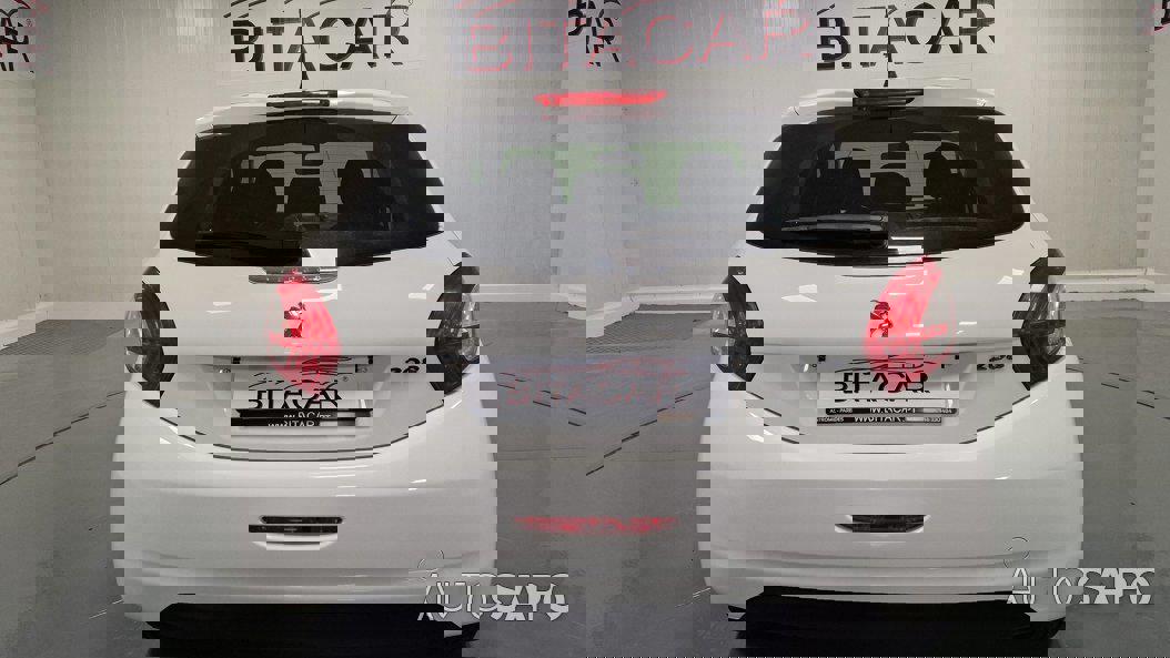 Peugeot 208 de 2015
