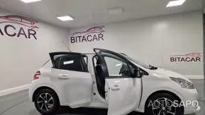 Peugeot 208 de 2015